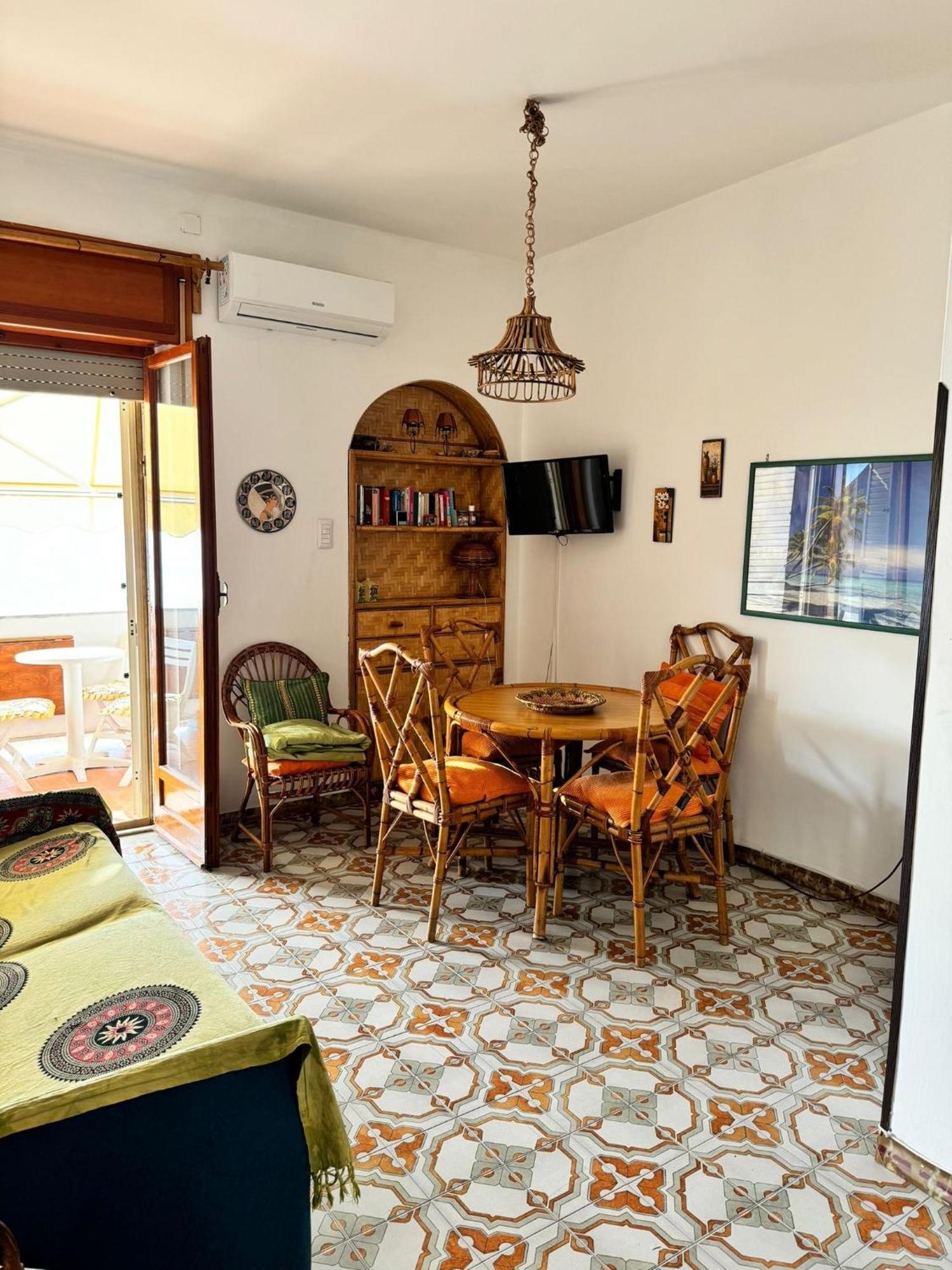 شقة Gloria House تروبيا المظهر الخارجي الصورة